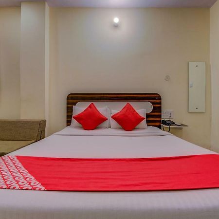 Oyo 18873 Hotel Comfort Диогар Екстериор снимка